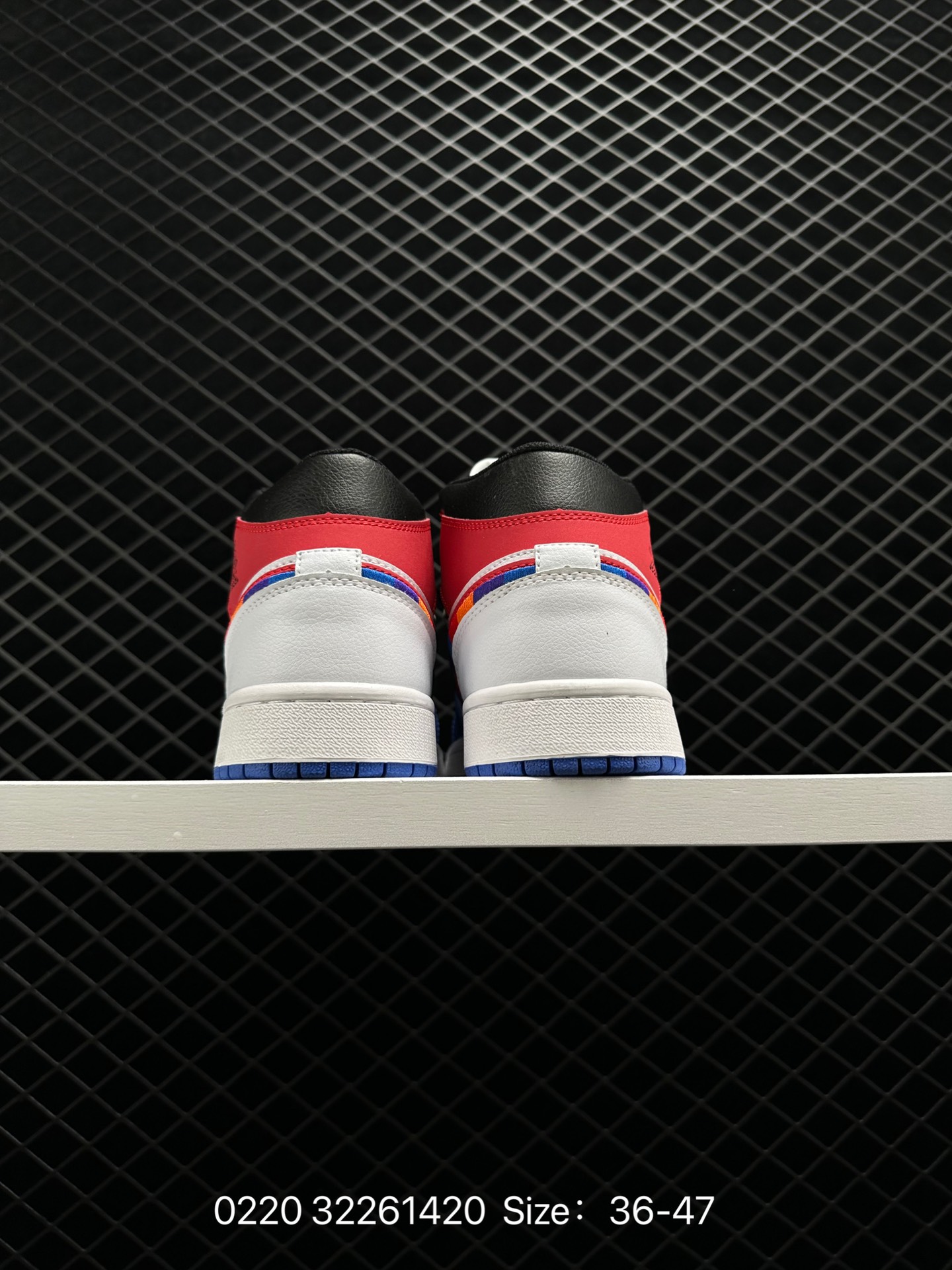 Air Jordan 1 Mid “Red and Black”